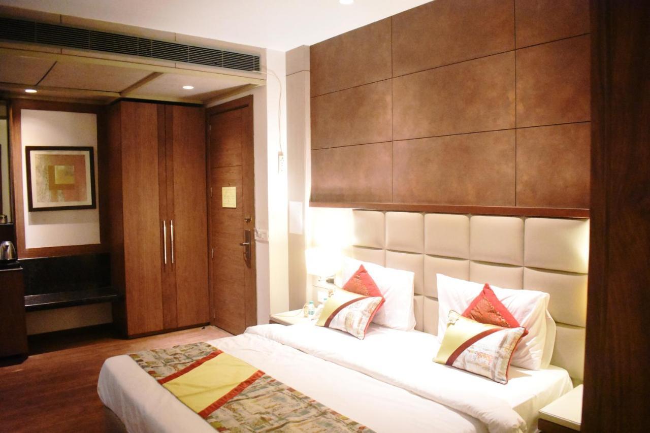 Lemonwood Suites By F9 Hotels - Trivoli Garden Chhatarpur Nueva Delhi Exterior foto