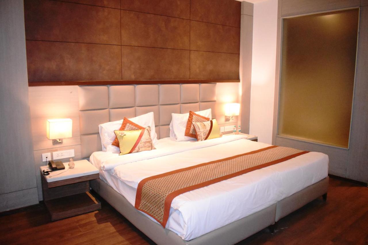 Lemonwood Suites By F9 Hotels - Trivoli Garden Chhatarpur Nueva Delhi Exterior foto