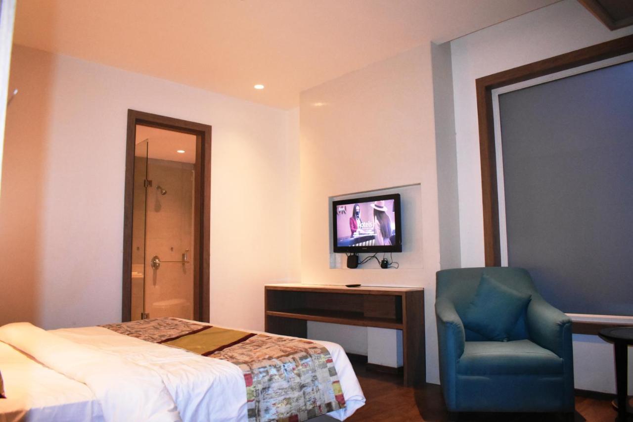 Lemonwood Suites By F9 Hotels - Trivoli Garden Chhatarpur Nueva Delhi Exterior foto