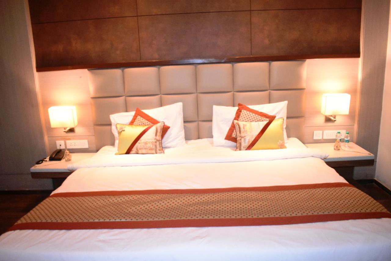 Lemonwood Suites By F9 Hotels - Trivoli Garden Chhatarpur Nueva Delhi Exterior foto