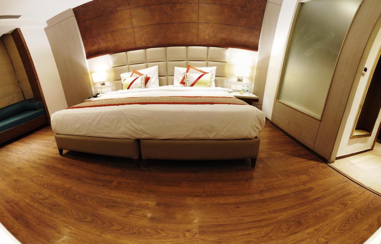 Lemonwood Suites By F9 Hotels - Trivoli Garden Chhatarpur Nueva Delhi Exterior foto