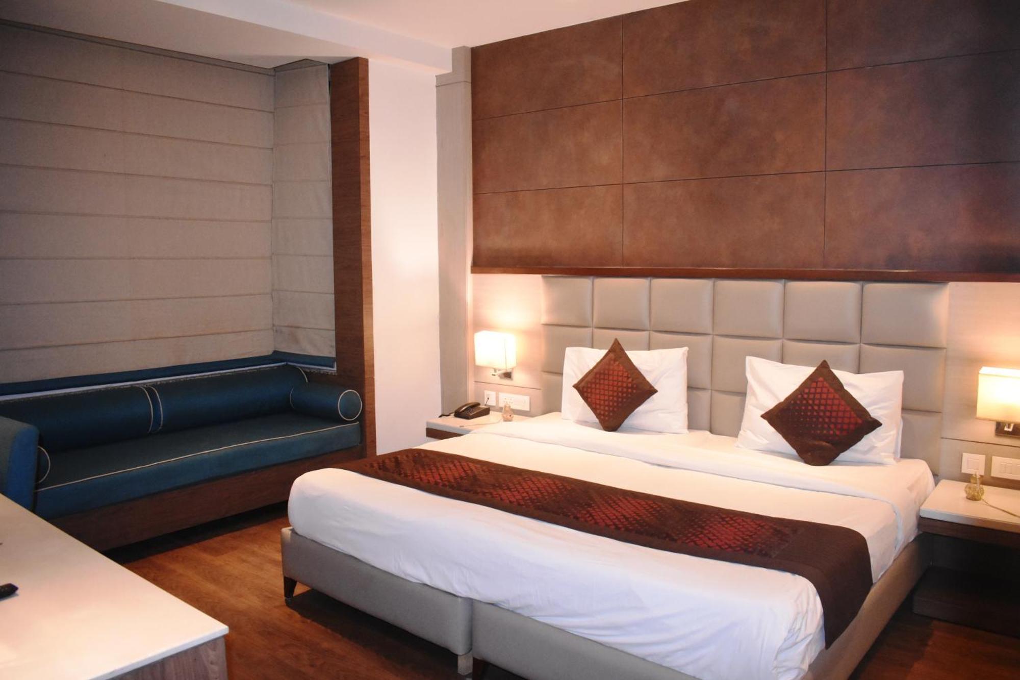 Lemonwood Suites By F9 Hotels - Trivoli Garden Chhatarpur Nueva Delhi Exterior foto
